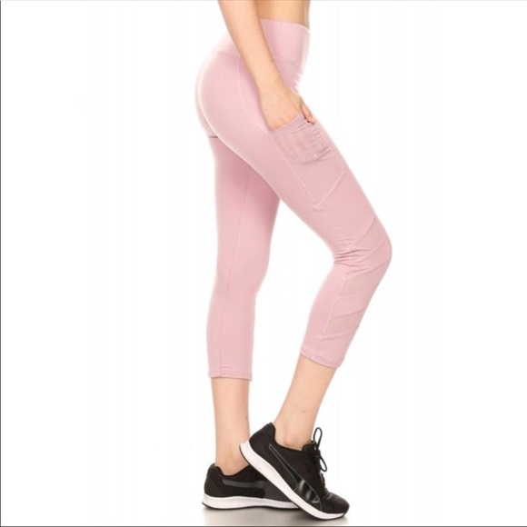 Shosho workout capris. Size large - Picture 1 of 4